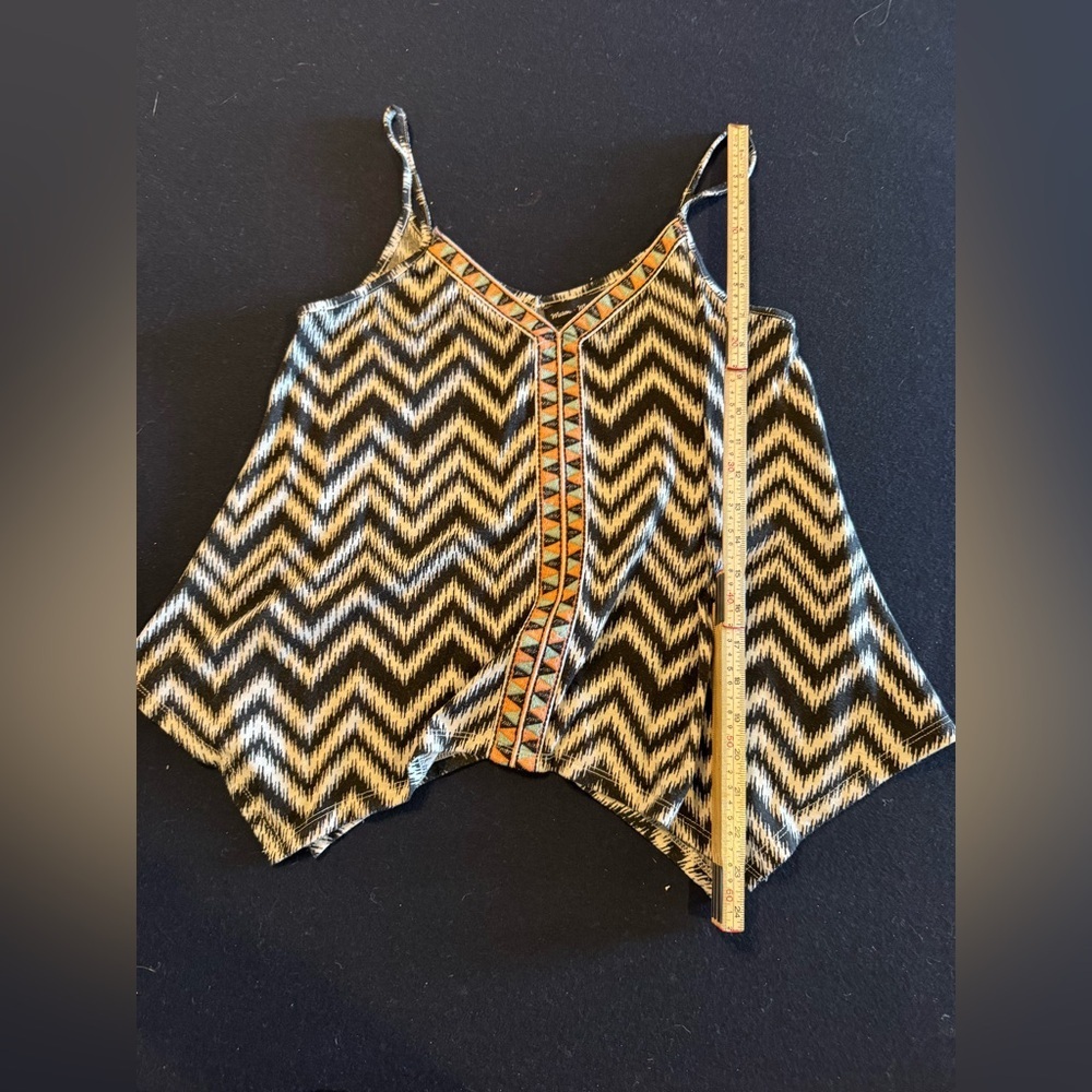 Chevron Print Spaghetti Strap Camisole with Embroidered Trim - Black & Cream